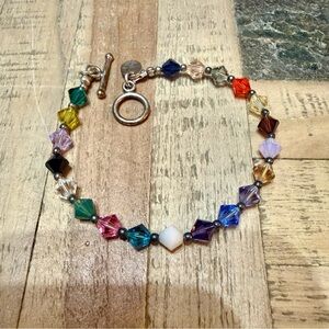 🇨🇦. Vibrant Crystal Beaded Bracelet Cancer Awareness and Support